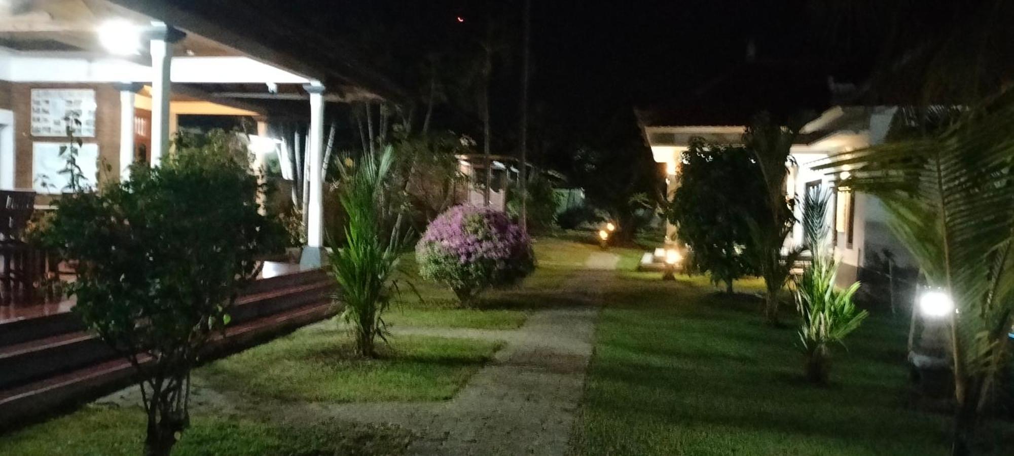 Bayumantra Bungalows Lovina Buitenkant foto