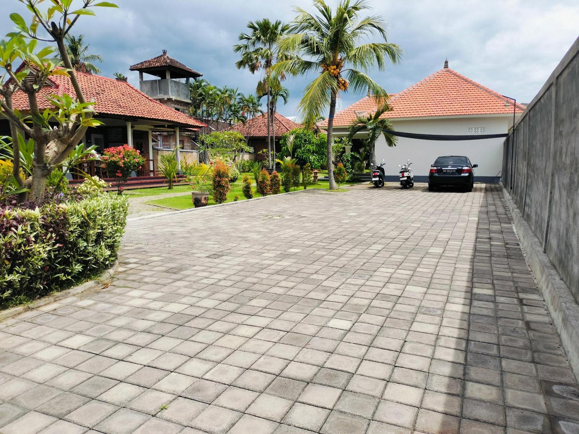 Bayumantra Bungalows Lovina Buitenkant foto